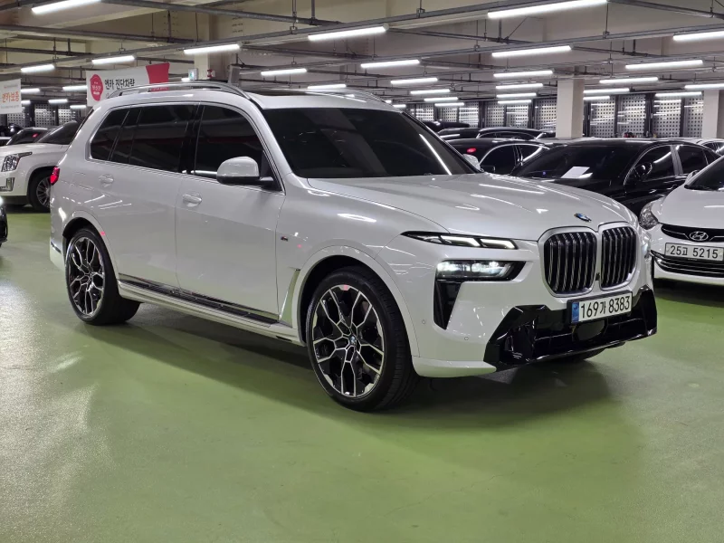 BMW X7