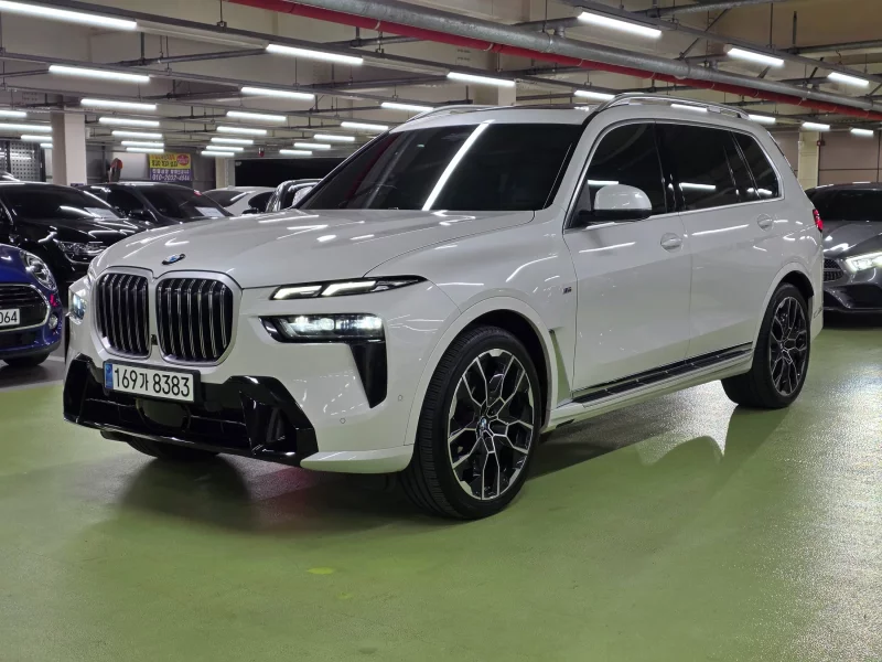 BMW X7