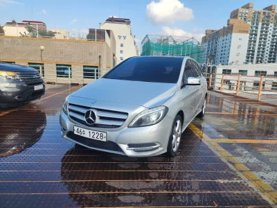 Mercedes-Benz B-Class