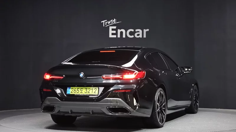 BMW 8-Series