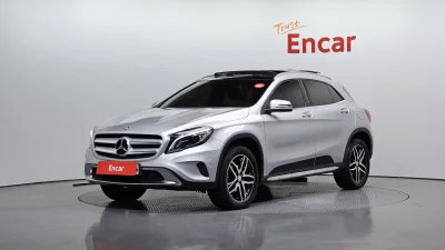 Mercedes-Benz GLA-Class