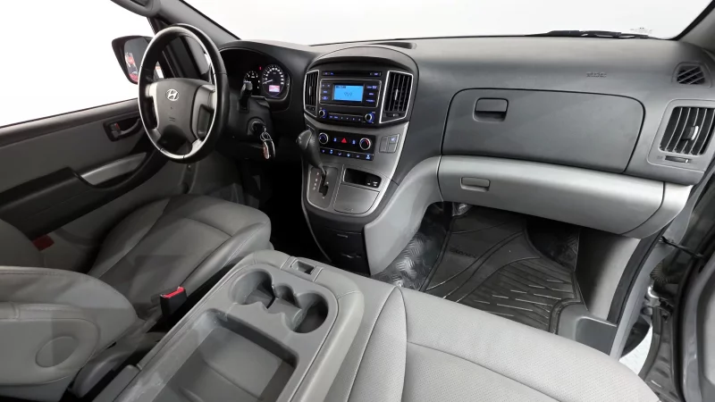 Hyundai Grand Starex