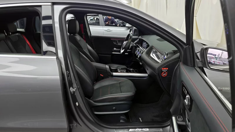 Mercedes-Benz GLA-Class