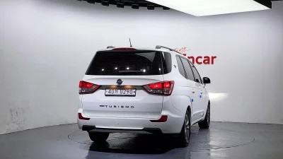 SsangYong Korando Turismo