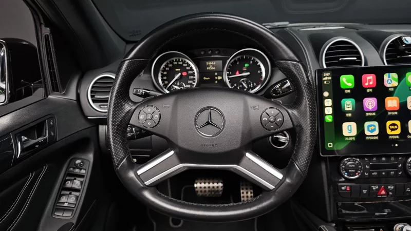 Mercedes-Benz M-class