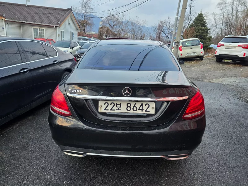 Mercedes-Benz C-Class