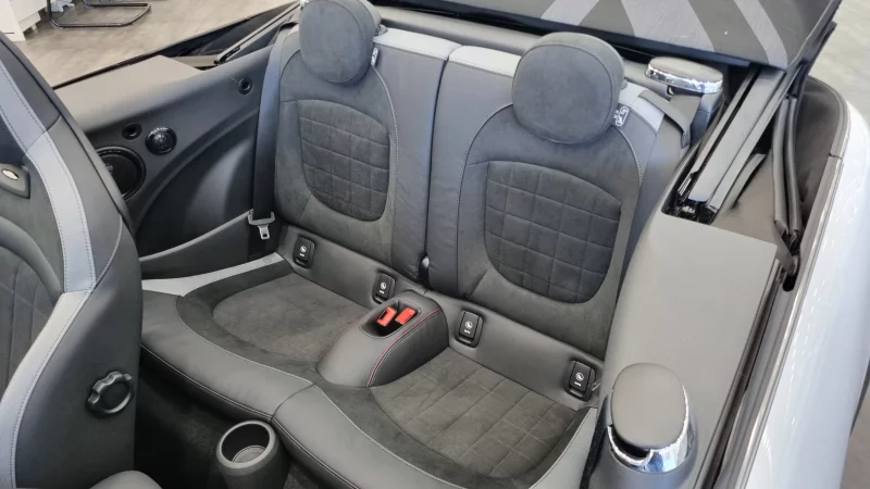 MINI Cooper Convertible