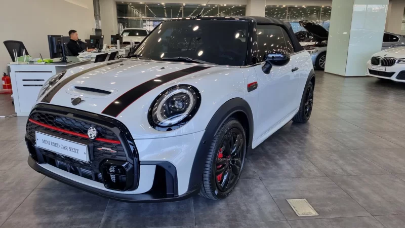 MINI Cooper Convertible