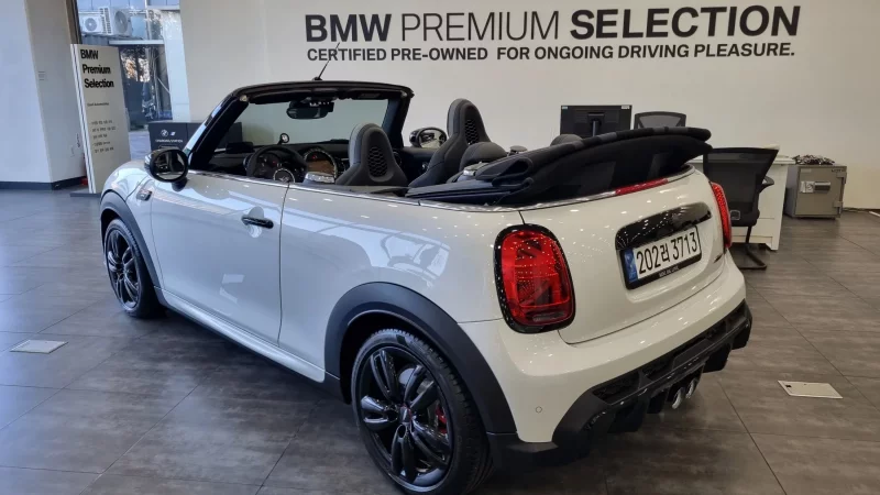 MINI Cooper Convertible