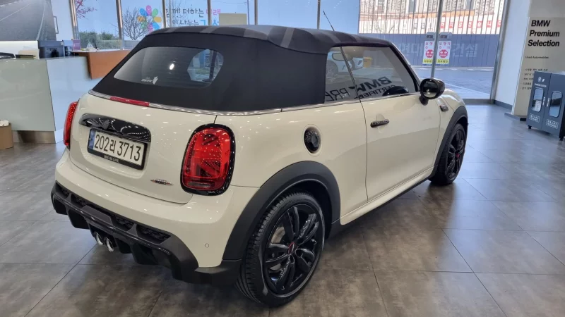 MINI Cooper Convertible