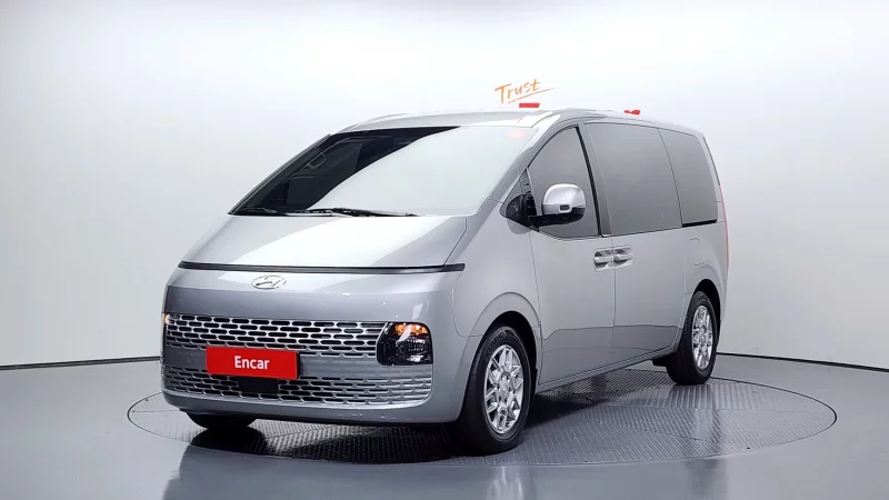 Hyundai Staria