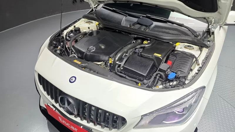 Mercedes-Benz CLA-Class