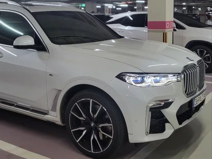 BMW X7