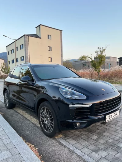 Porsche CAYENNE