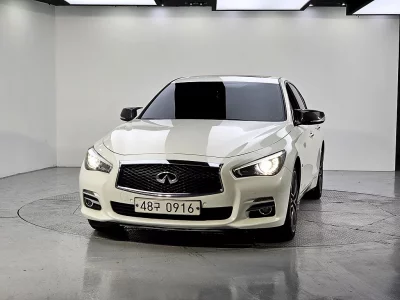 Infiniti Q50