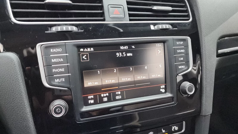 Volkswagen Golf