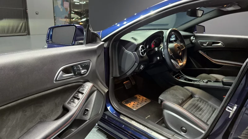 Mercedes-Benz CLA-Class