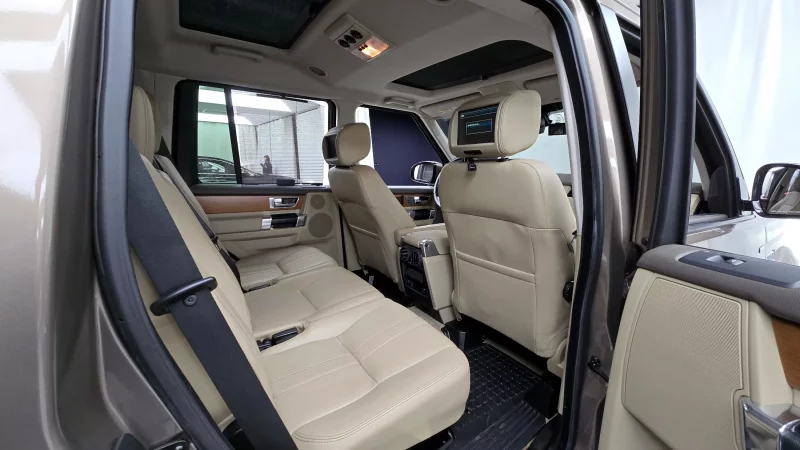 Land Rover DISCOVERY