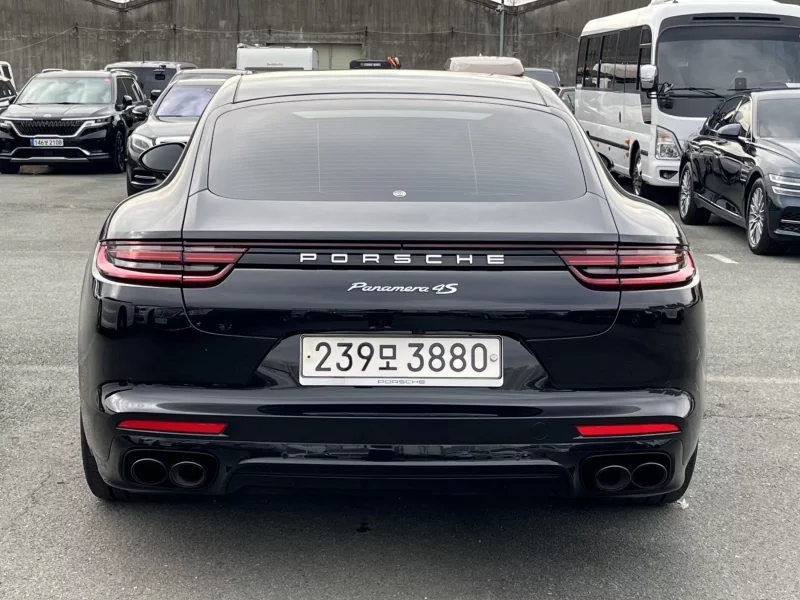 Porsche PANAMERA