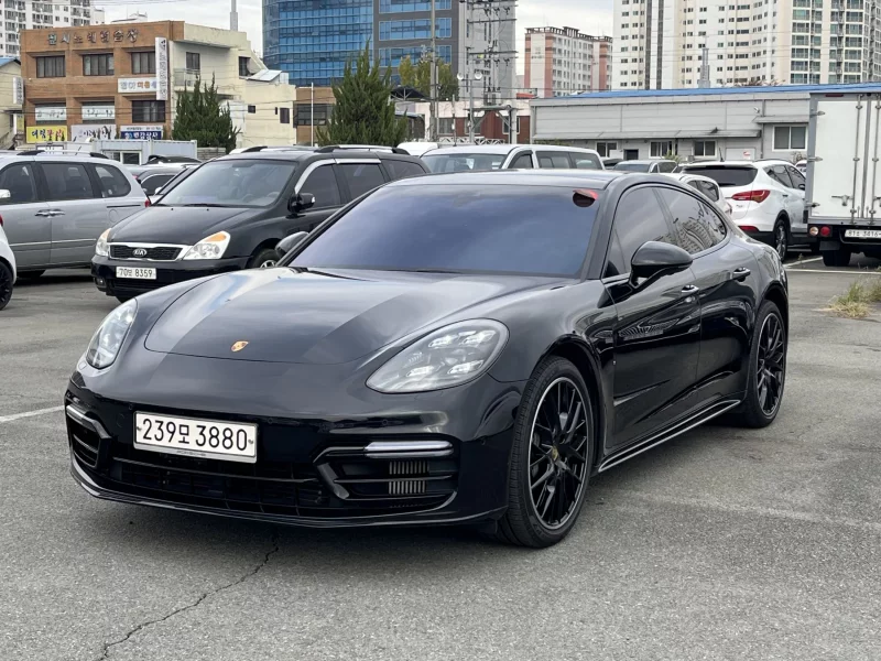 Porsche PANAMERA