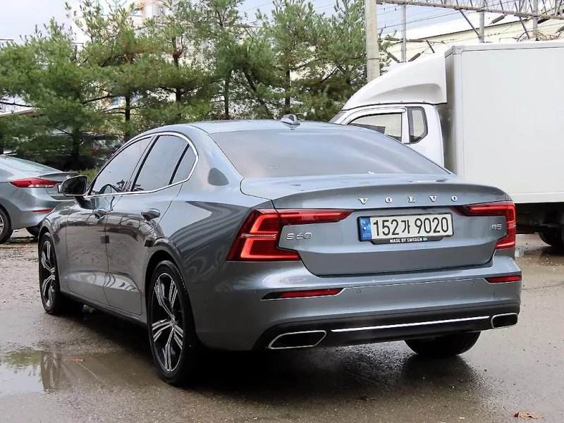 Volvo S60