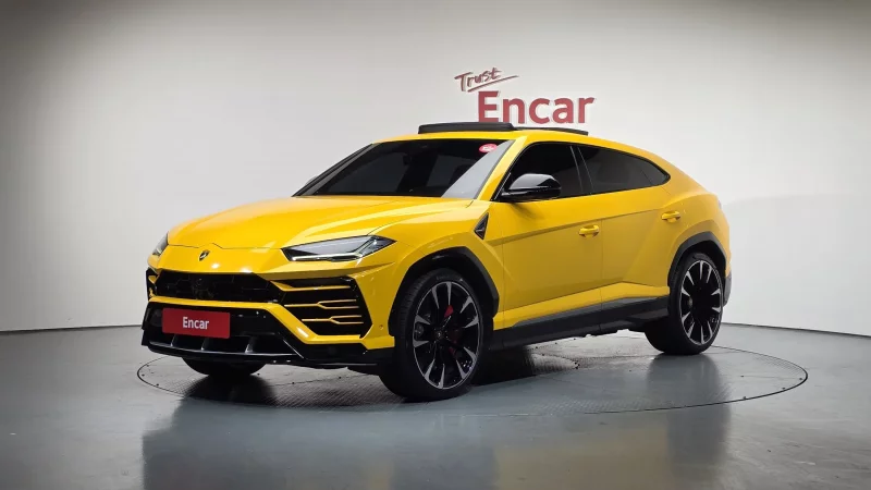 Lamborghini URUS