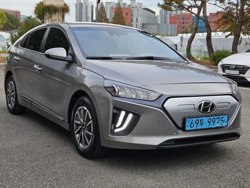 Hyundai Ioniq