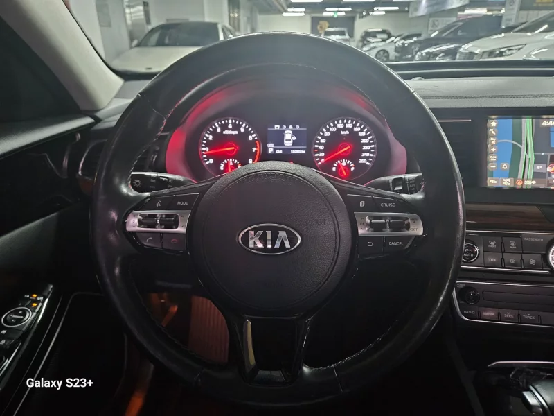 Kia K7
