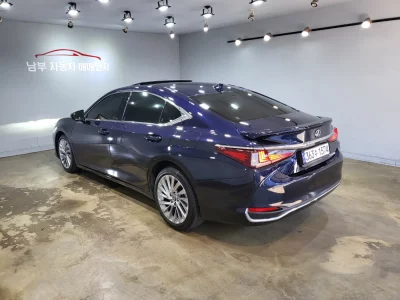 Lexus ES300h