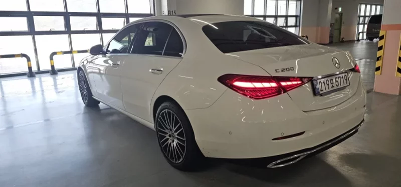 Mercedes-Benz C-Class