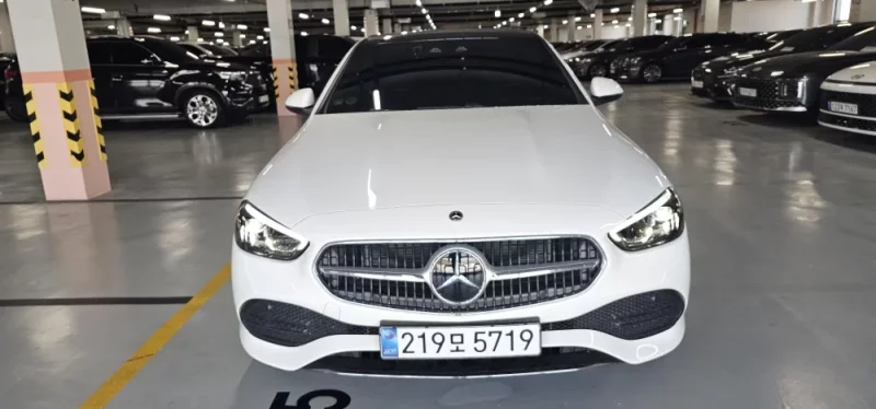 Mercedes-Benz C-Class