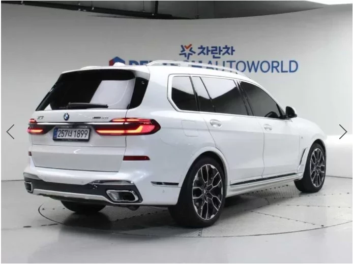 BMW X7
