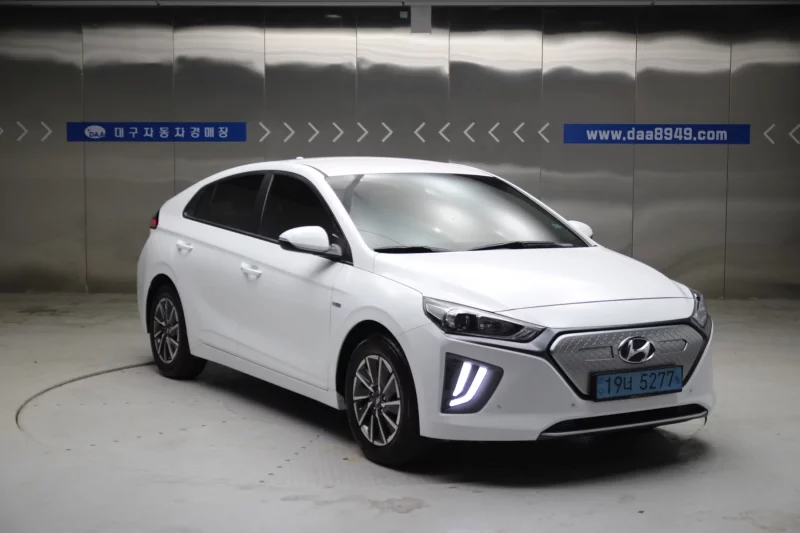 Hyundai Ioniq
