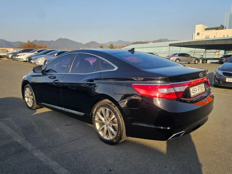 Hyundai Grandeur