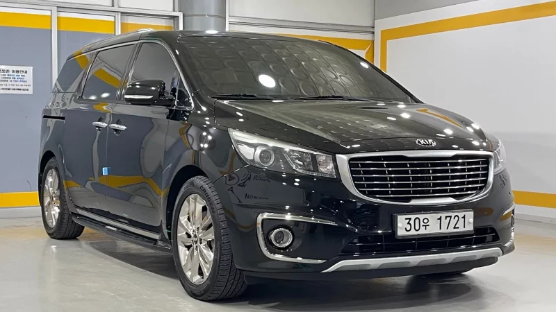 Kia Carnival