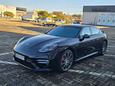 Porsche PANAMERA