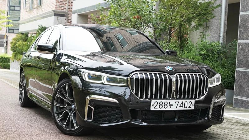 BMW 7-Series