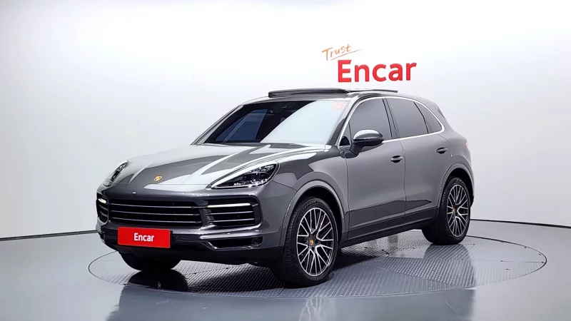 Porsche CAYENNE