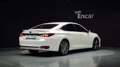 Lexus ES300h