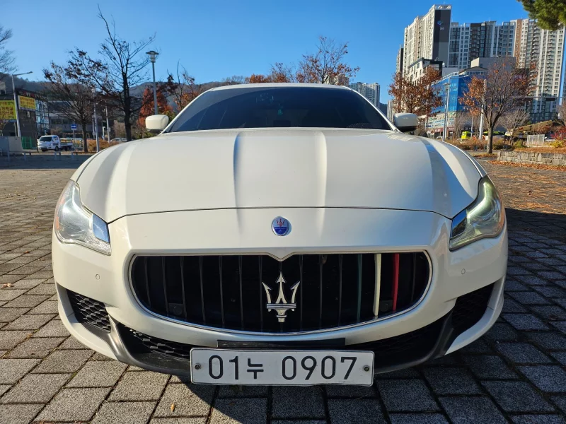 Maserati QUATTROPORTE