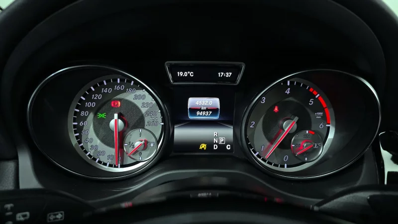 Mercedes-Benz GLA-Class