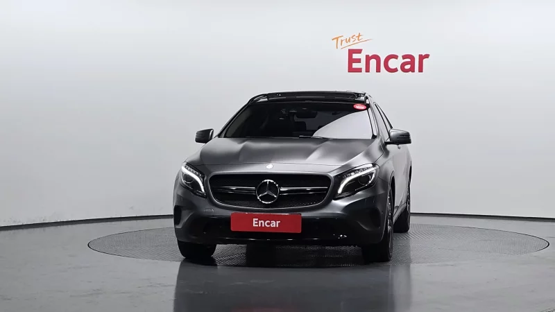 Mercedes-Benz GLA-Class