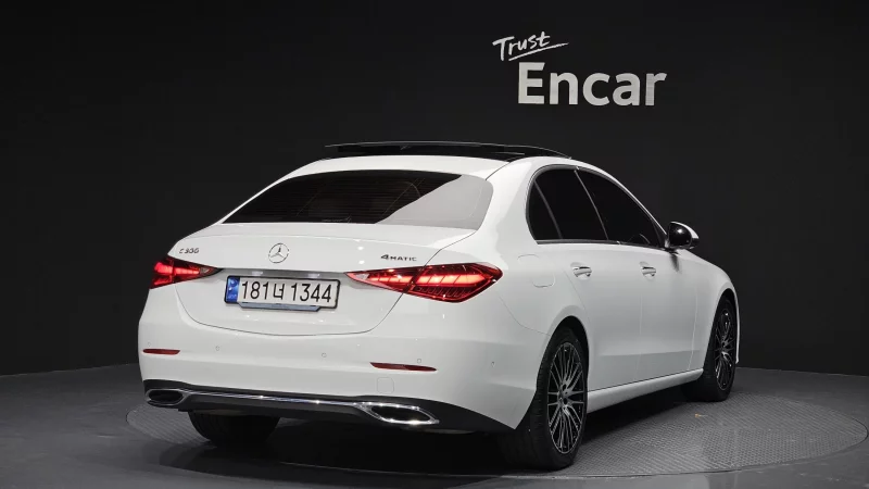 Mercedes-Benz C-Class