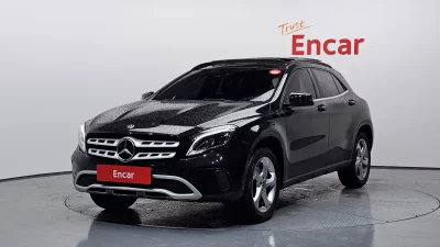 Mercedes-Benz GLA-Class