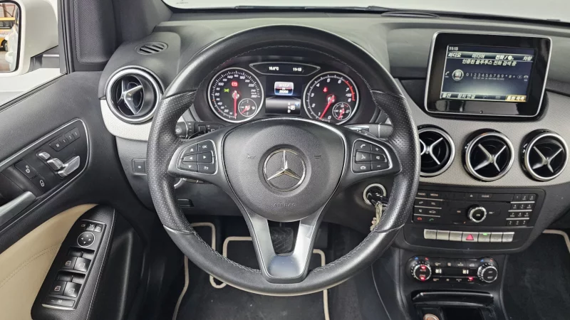 Mercedes-Benz B-Class