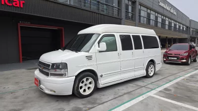 Chevrolet Express Van