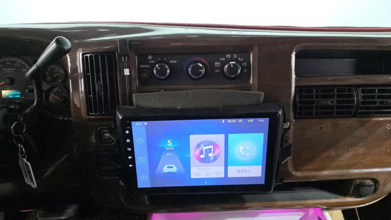 Chevrolet Express Van