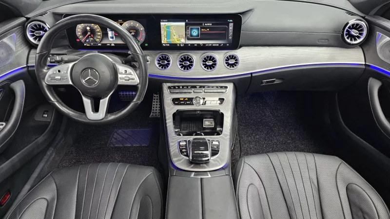 Mercedes-Benz CLS-Class