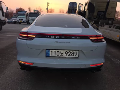 Porsche PANAMERA