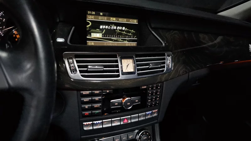 Mercedes-Benz CLS-Class